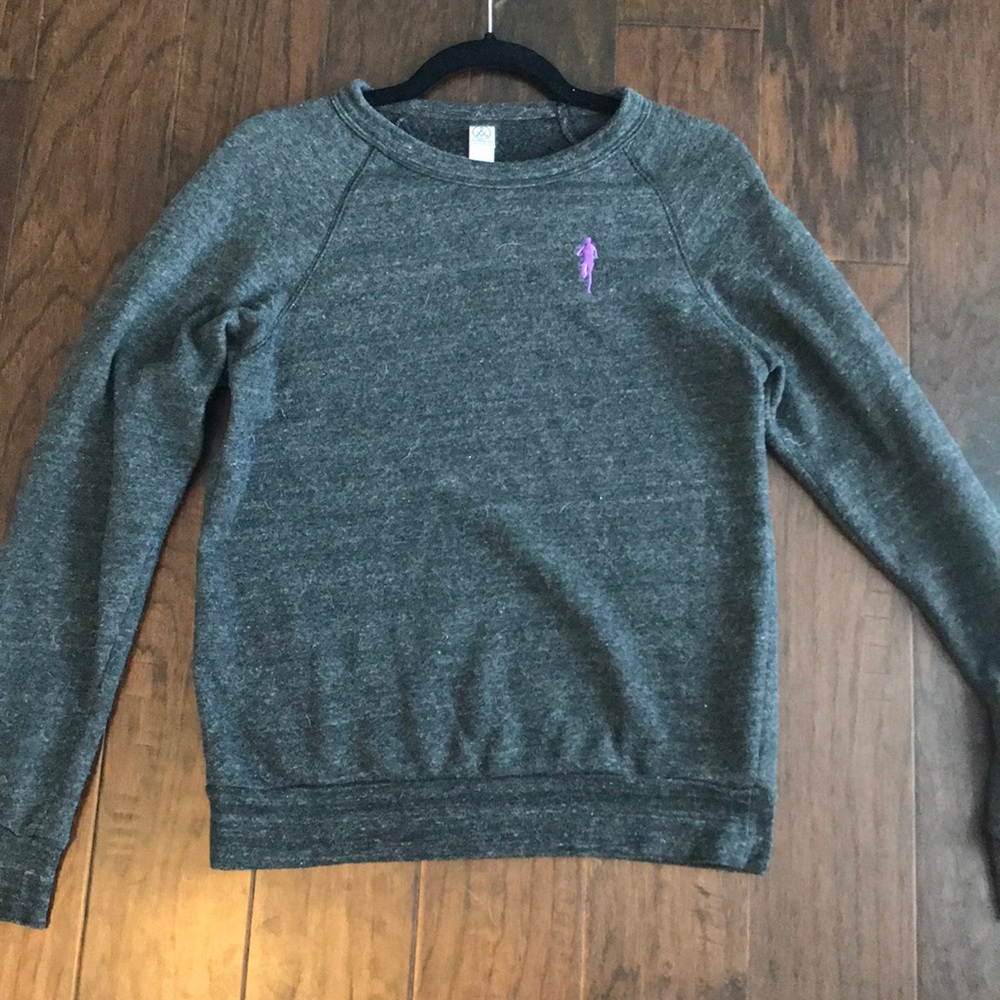 Sarah Marie design studio xs sweater shirt